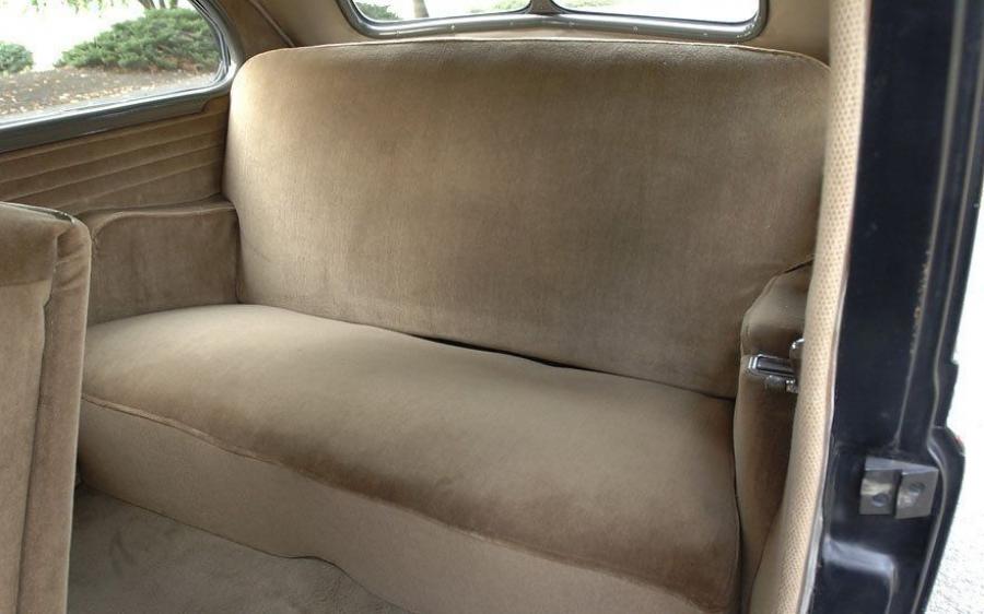 Oldsmobile F7 2Dr Trunkback 1937 года  (фото 3 из 16)
